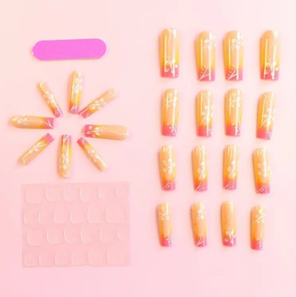 87) NWT Press-On Nails - Picture 3 of 4